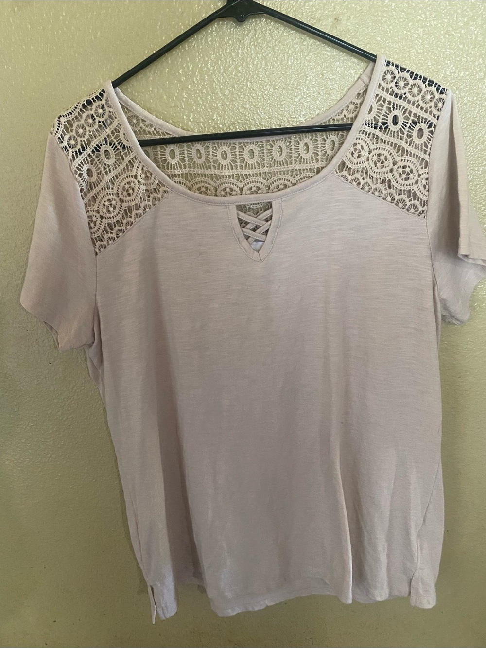 French Laundry Lace Shoulder Short Sleeve Top - Blush Pink